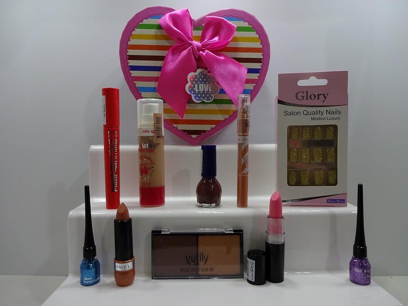 Valentines Gift Set For Her Luxury 10pc Make Up Beauty Box Gift Set Gift Box Mix Brands062