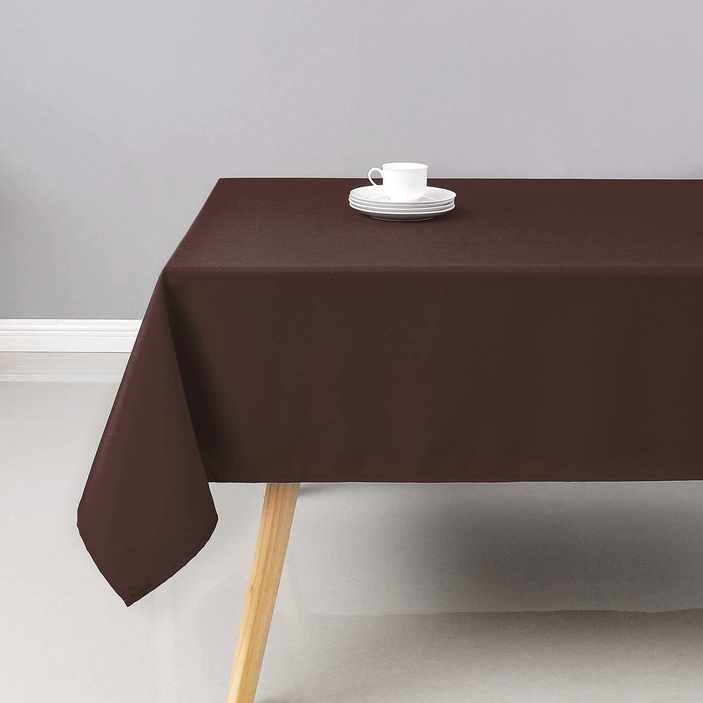 Wewoch Chocolate Rectangle Tablecloth Water Resistant Washable Polyester Table Cloth for DiningKitchen Parties Weddings and Outdoor Use 60 Inch by 104 Inch