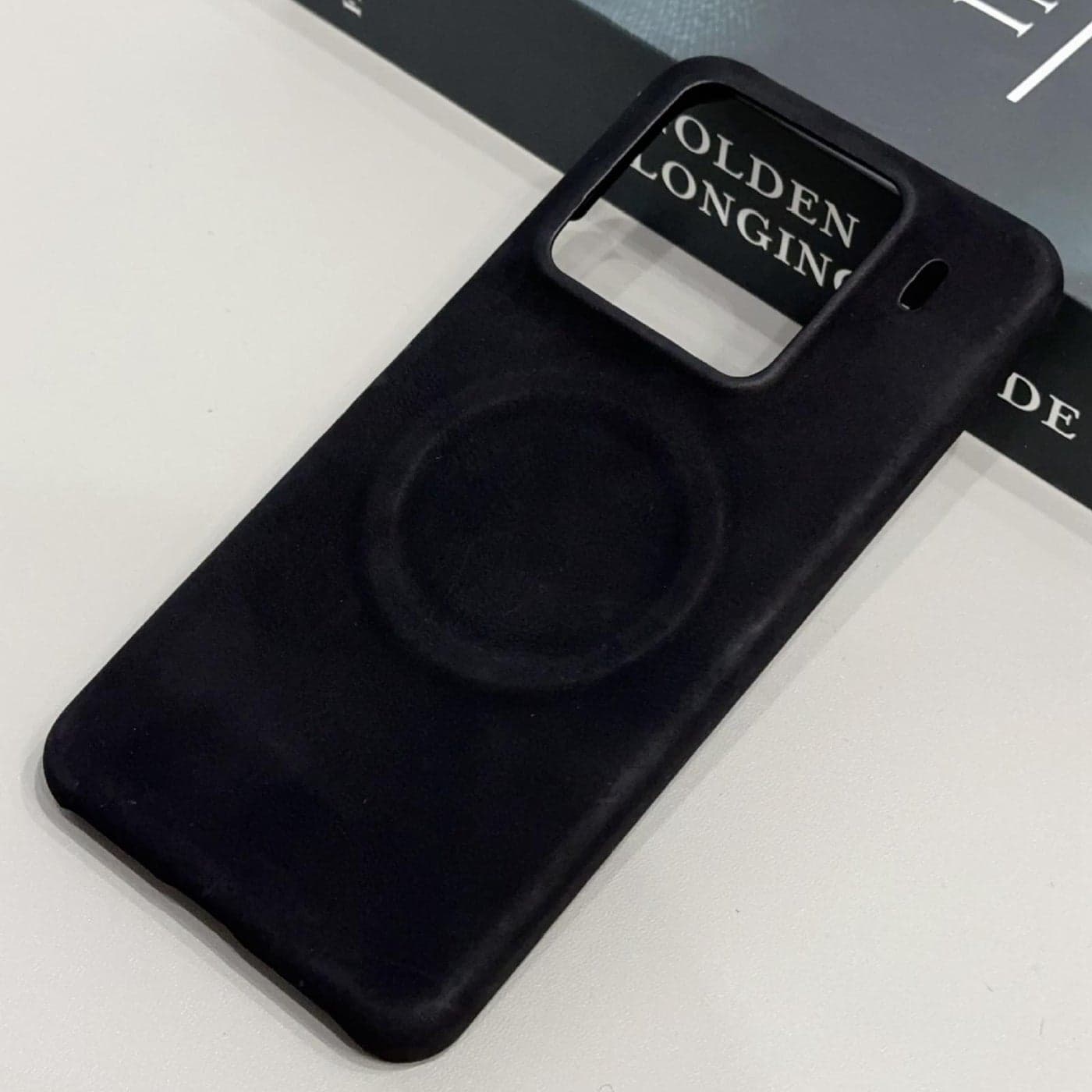 For Xiaomi 15 Pro Feel Sheepskin MagSafe Magnetic Phone Case(Black)