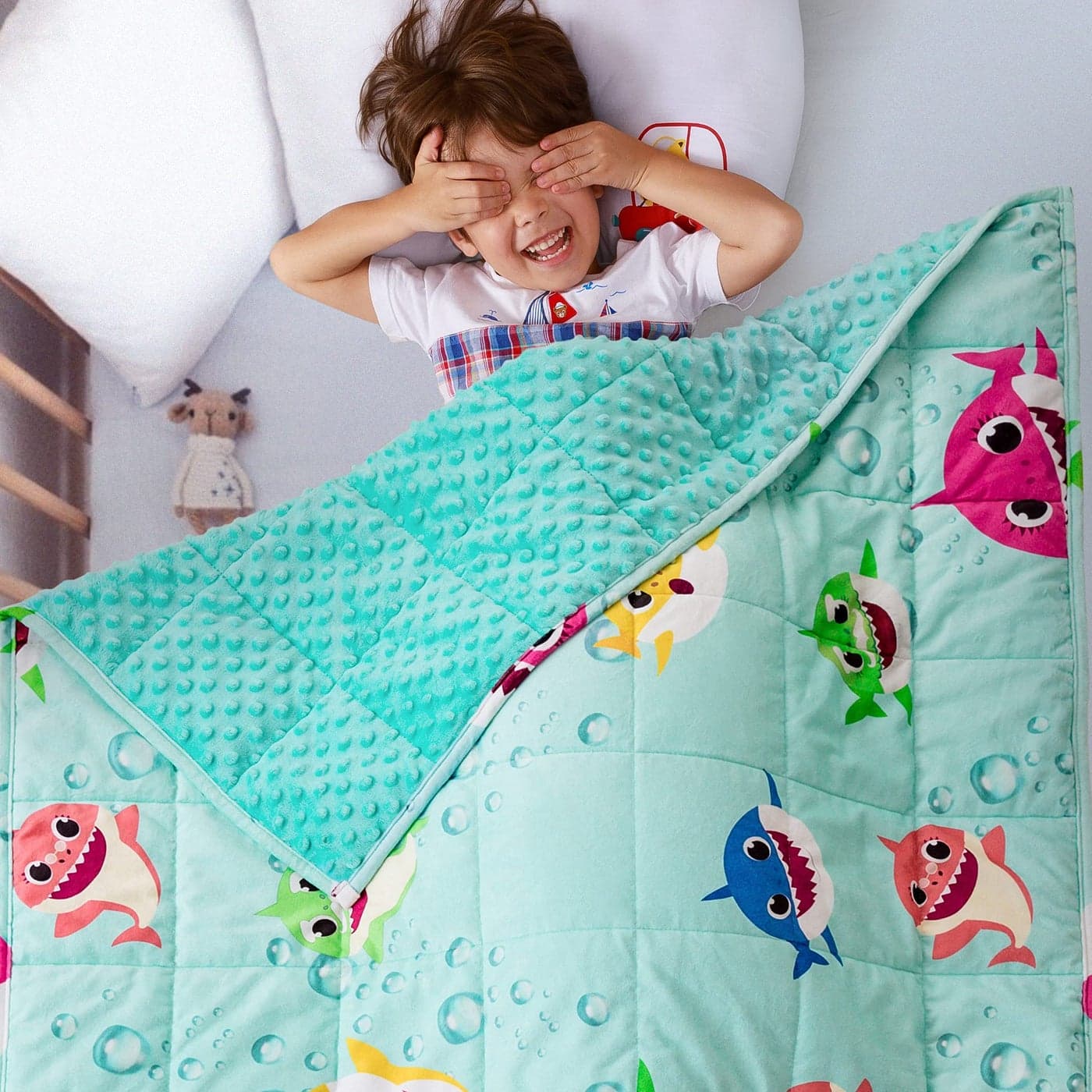 Sivio Minky Dotted Weighted Blanket Super Soft Crystal Velvet Reversible Heavy Blanket with Cute Cartoon Patterns 3 lbs 36x48 Inch Green Shark