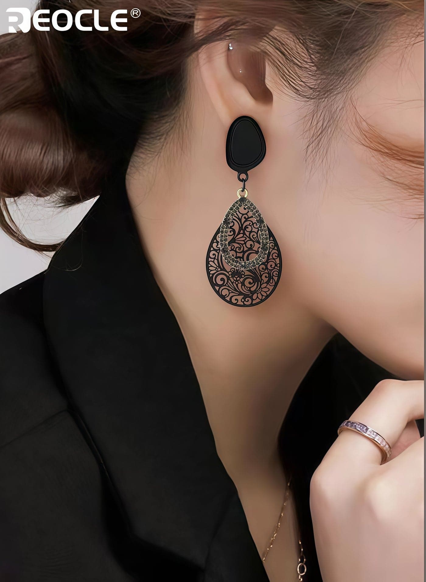 Women's Studs Filigree Teardrop Drop Earrings with Sparkling Accents Vintage Glamorous Jewelry for Daily Wear and Special Occasions