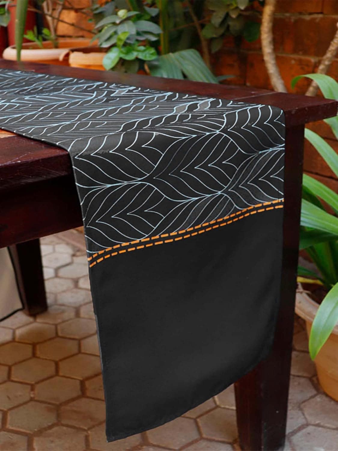 Zeba World Polycanvas Geometric Leaf Motif Print Table Runner for 4 Seater / 6 Seater | 30 cms x 210 cms; 12 inches x 84 inches | Dining Table Runner, Living Room Decor