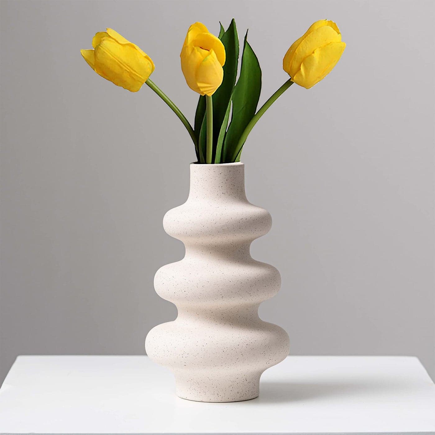 Steviieden Ceramic Modern Dried Flower Vase Off White Round Pampas Vase Boho Home Decor for Centerpiece Wedding Dinner Table Party Living Room Office Bedroom Housewarming Gift