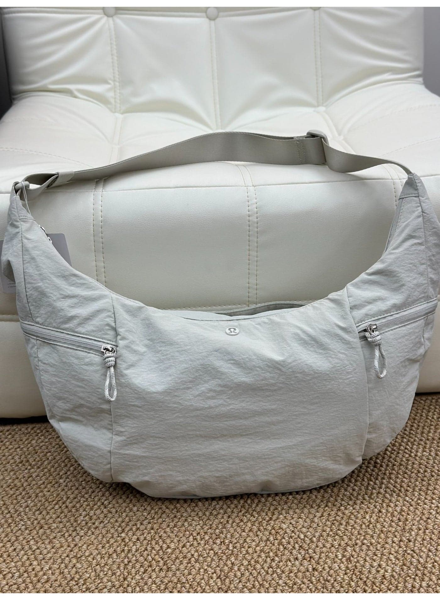 Lululemon New Slouchy 6L Horn Bag - The Perfect Blend of Fashion and Functionality