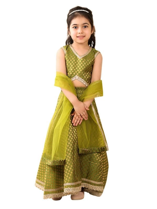 superminis Brocade Sleeveless Emebelished with Lace Lehenga Choli for Girls with Net Dupatta Set (8-10 Years, Green)