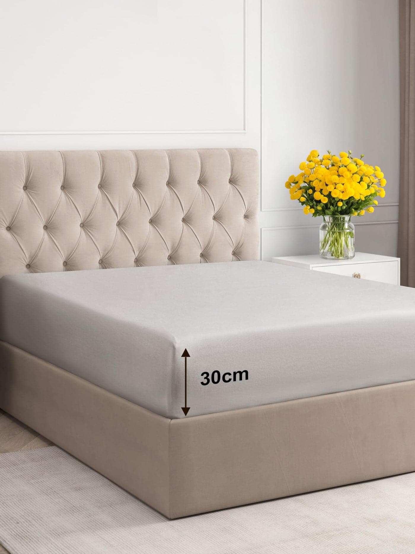 Super King Fitted Bed Sheet 180x200x30cm Deep Fitted Sheet for Mattresses up to 30 cm 12 Soft Brushed Microfiber Wrinkle Shrinkage Fade Resistant OEKOTEX Light Grey Bottom Sheet