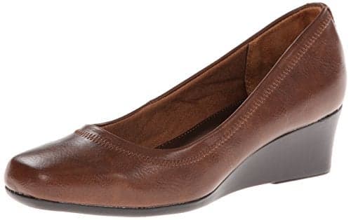 LifeStride Women's Groovy Wedge Pump, darktan, 7.5 M US