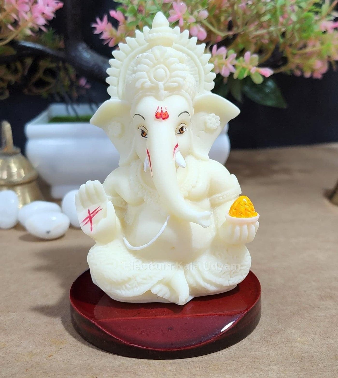 Electrum Kala udyam Ganesha Idol on MDF Base | Figurines for Car Dashboards, Office, Desks, Home | Festive Gifts (Mukut Ivory MDF)