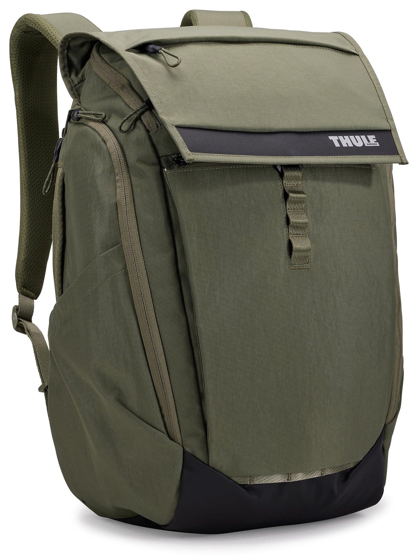Thule Paramount 27L Backpack - Commuter Backpack - Padded Pocket fits a 16" Laptop, Soft Green