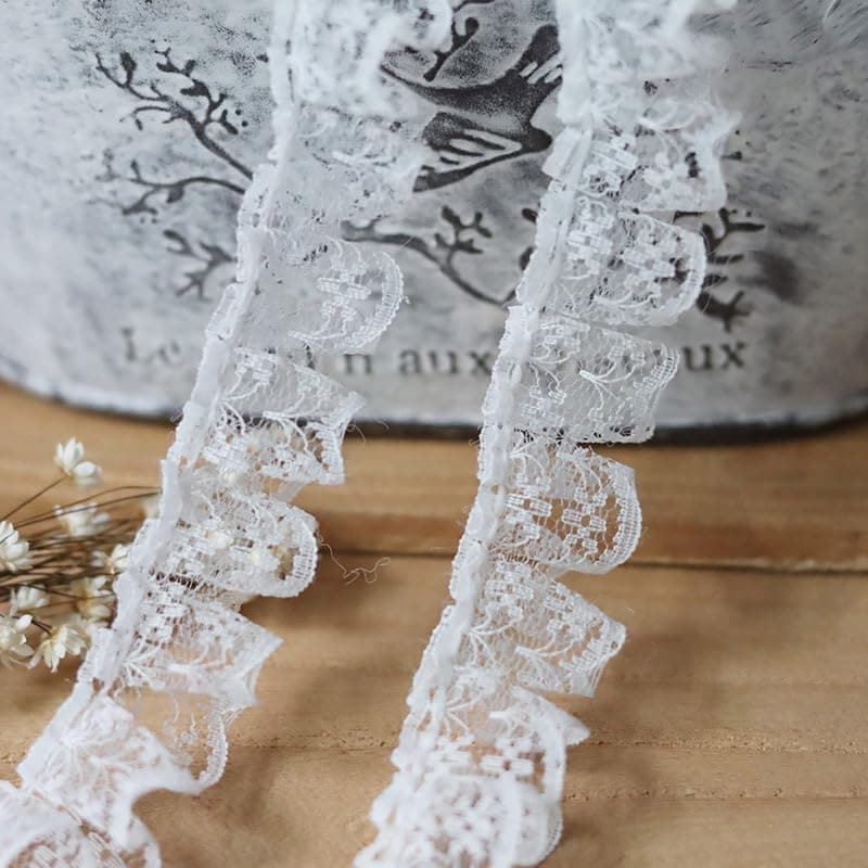 White 10 Meters Pleated Organza Lace Edge Gathered Mesh Trim Ribbon 2 cm Width Vintage Style Edging Trimmings Fabric Embroidered Applique Wedding Bridal Dress Embellishment DIY Decor Sewing Lace