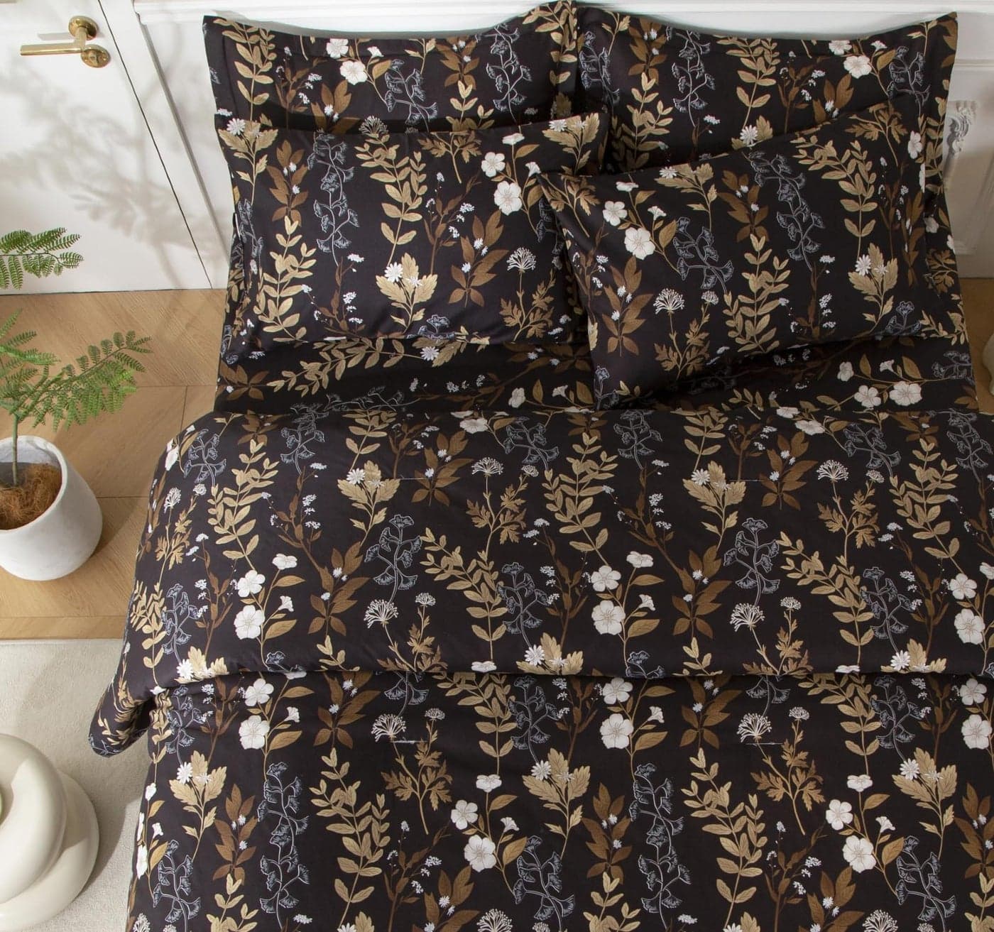 SDY Black Flower Full Size Comforter Set, Luxury Soft Bed in a Bag Full 7 Pieces, All Season Bedding Set with Comforters, Sheets, Pillowcases & Shams