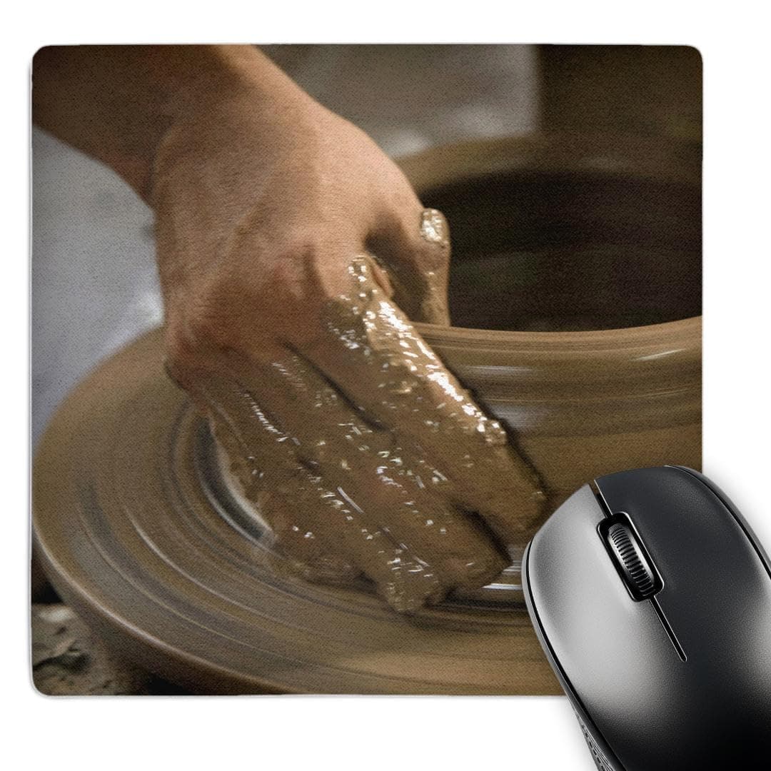 3dRose LLC 8 x 8 x 0.25 Nicaragua Catarina Pottery Wheel and Clay John and Lisa Merrill Mouse Pad (mp_86880_1)