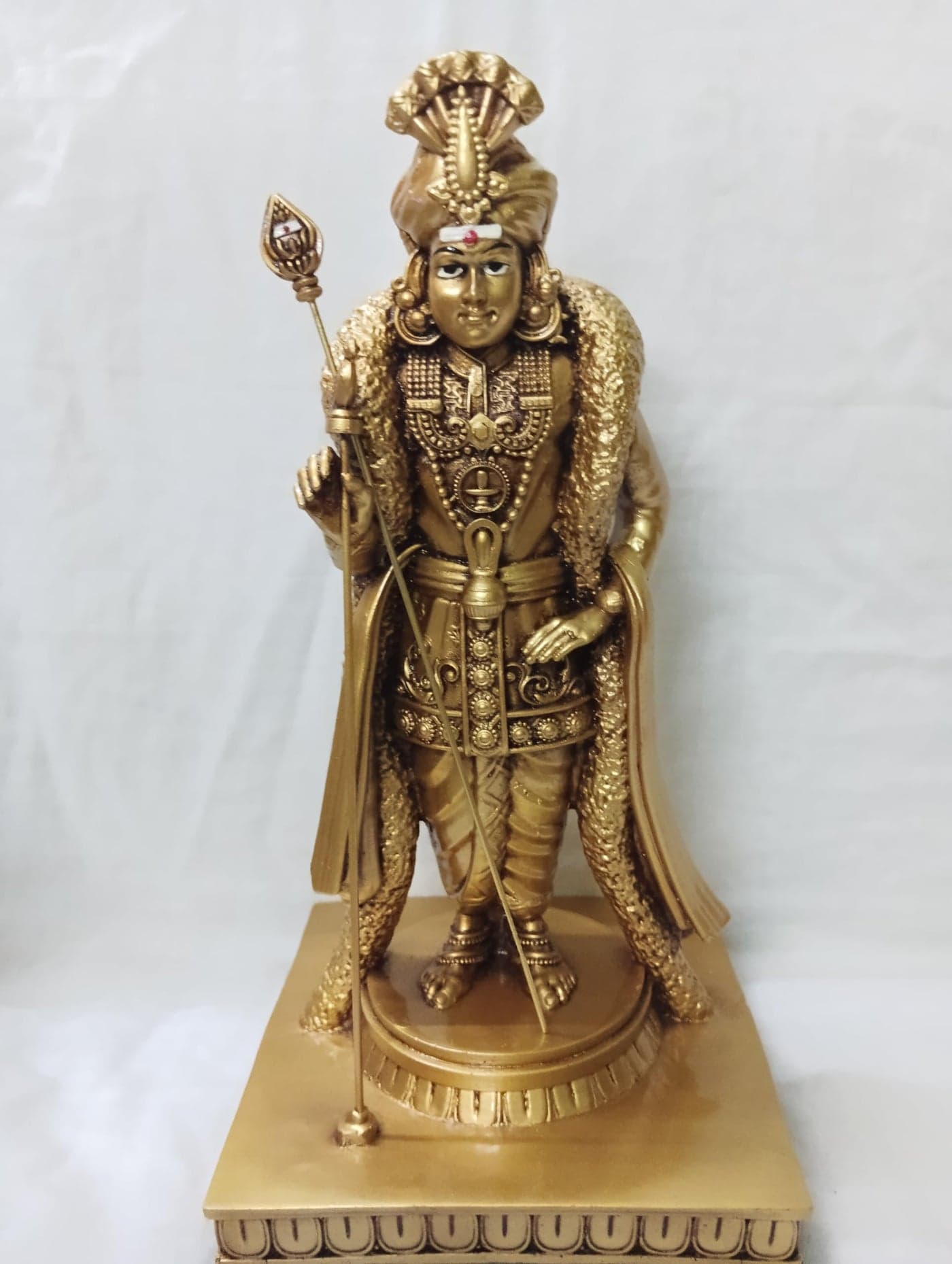 HEENA HOME DECOR Lord Palani Murugan Idol 17 cm | Raja Murugan Polyresin Statue for Home Temple, Pooja Mandir, Office Desk, Decorative Hindu Deity Figurine & Spiritual Gift