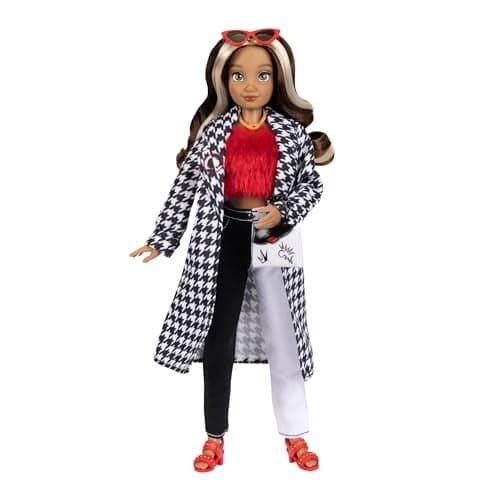 Disney ILY 4EVER Dolls Cruella 115 Tall with 13 Points of Articulation Two Complete MixandMatch Outfits and Glittery Mickey Ring for You