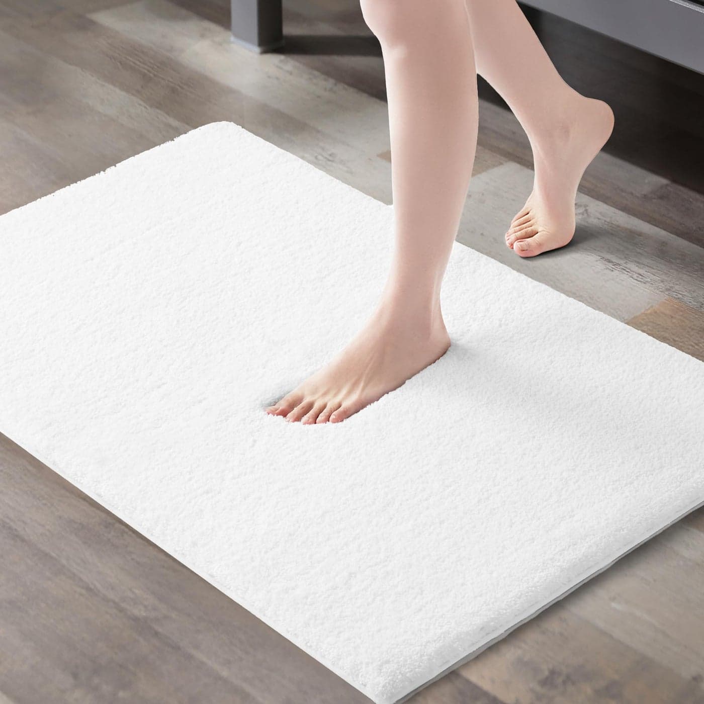 Madison Park Signature Marshmallow Bathroom Rug Non Slip Luxrurious Plush Bath Mat Absorbent Quick Dry Spa Design Bath Room Dcor 24x40 White