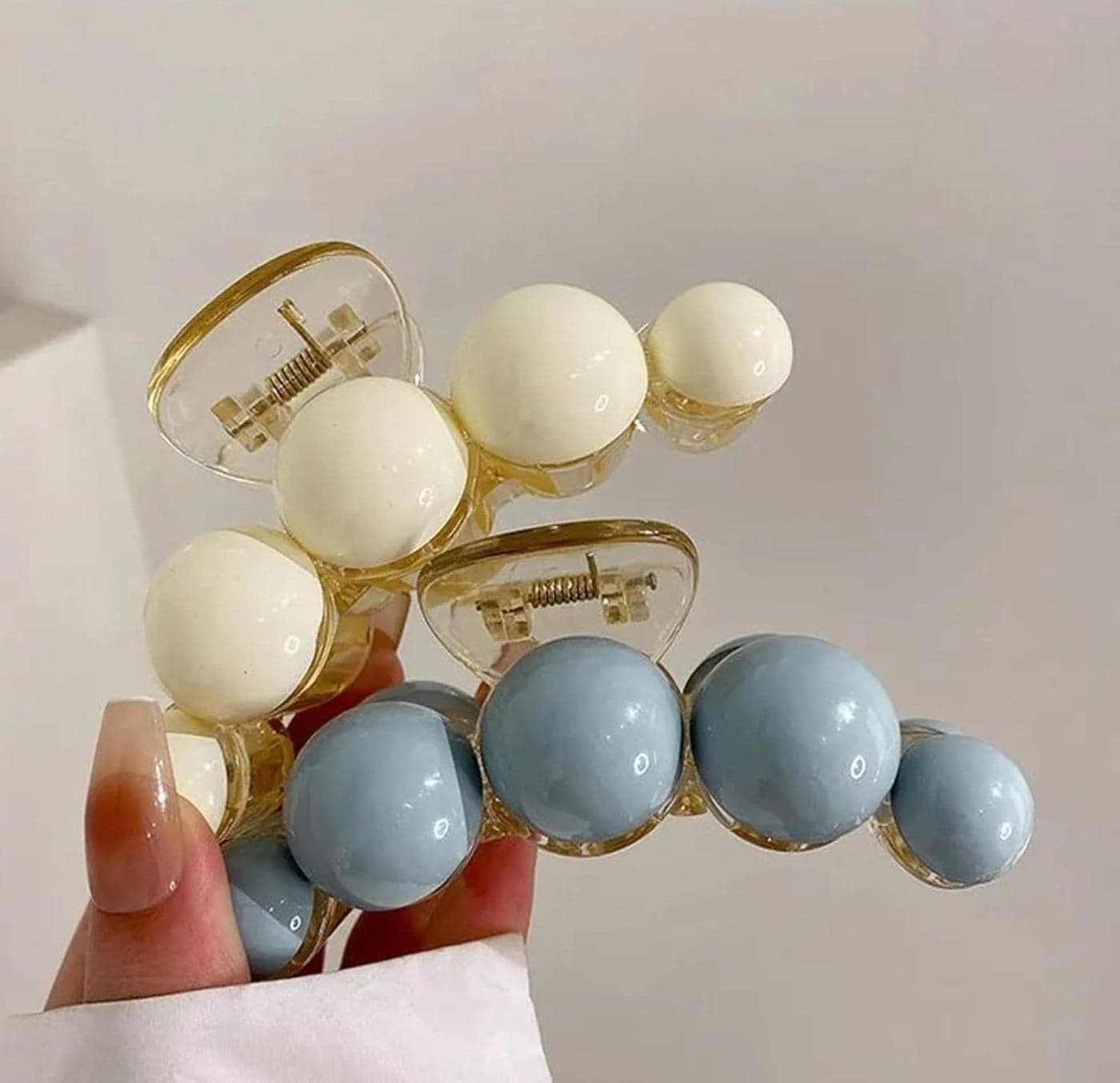 ANNACREATIONS 4 Pcs Korean Fashionable Fancy Stylish Large Pearl Hair Claw ClipsTic Tac Clip Long Hair Jaw Clips Clutches Barrettes Hair Pins Hair Accessories for Women and Girls Set of 2