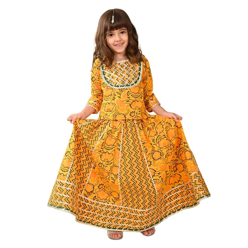 superminis Girls Cotton Readymade Sliver Yoke 3/4 Sleeves Ethnic Printed Choli With Kali Style Lehenga Set (4-5 Years, Yellow)