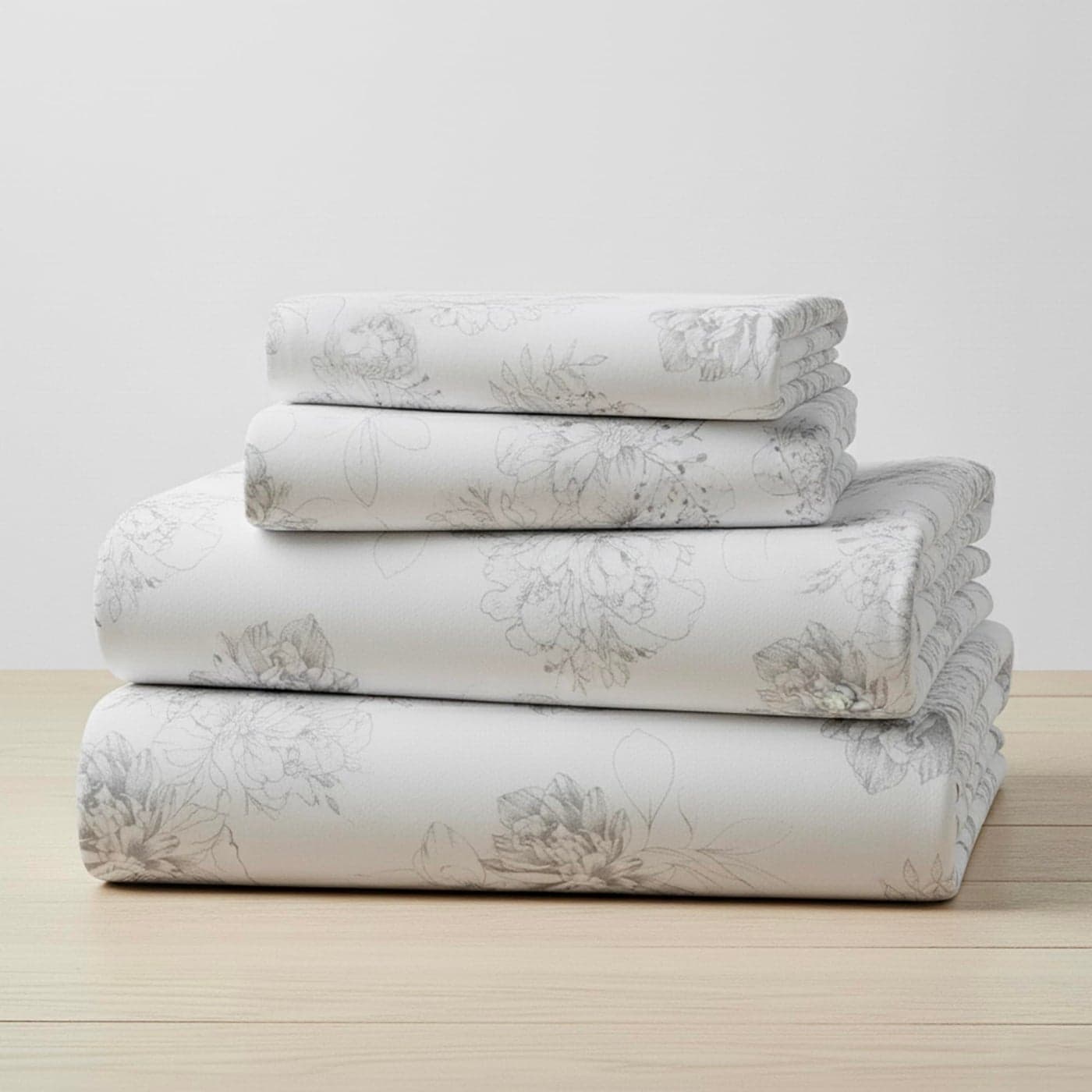 Mellanni Flannel Bed Sheet Set 4 Piece Luxury 100 Heavyweight 180GSM Cotton Cozy Soft Breathable Deep Pockets with AllAround Elastic Warm Comfortable Queen Floral Feathers