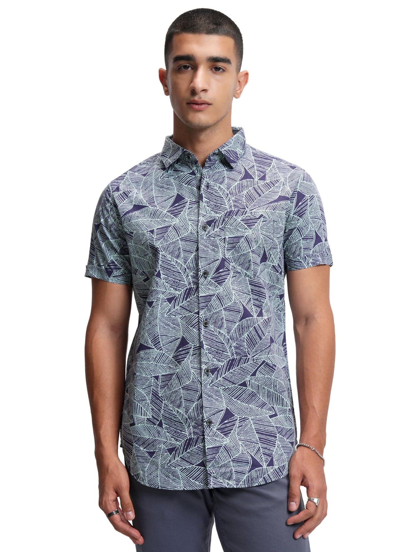 Highlander Men's Floral Print Shirt | Half Sleeves | Eye-Catching & Refined | Perfect for Casual Chic Looks