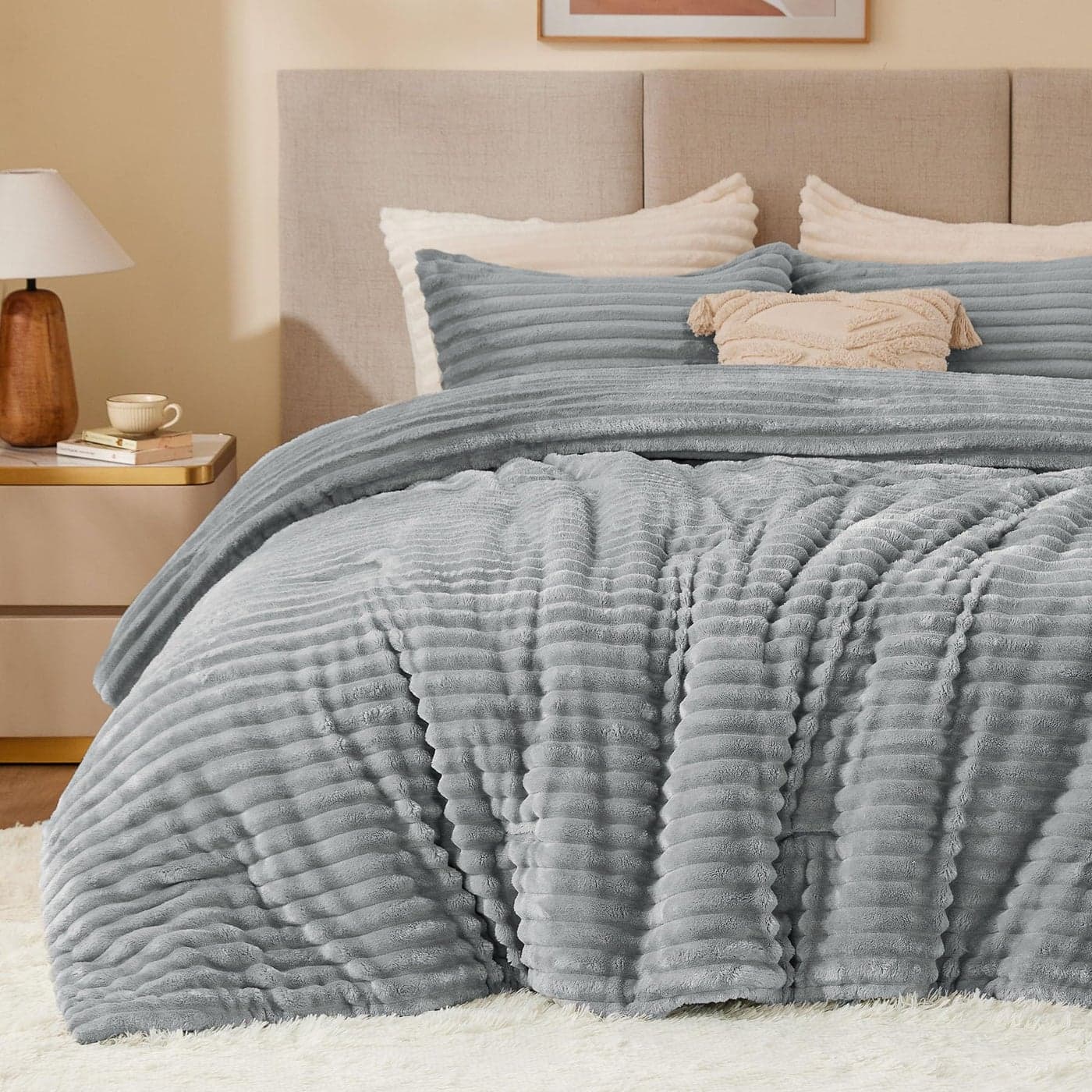 BEDELITE Fleece Twin Comforter Set Super Soft Warm Fluffy Light Grey Bedding Luxury Fuzzy Heavy Bed Set for Winter with 1 Pillow case