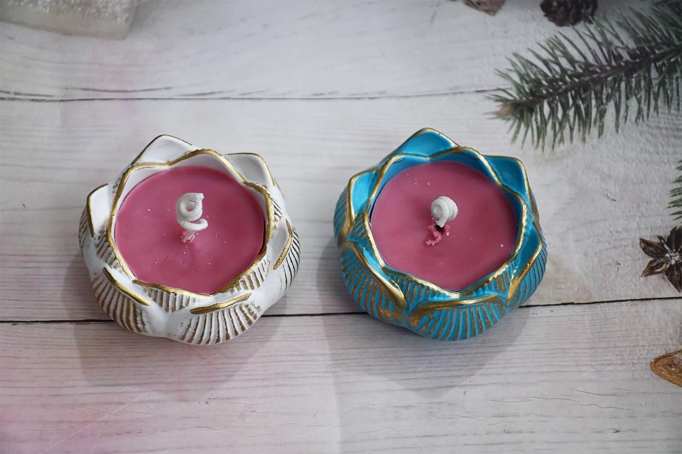 Saugat Traders Lotus Shape Soy Wax Scented Candles for Home Decor Meditation Yoga Aromatherapy Fragrance Candle for Christmas New Year Decoration Pack of 2
