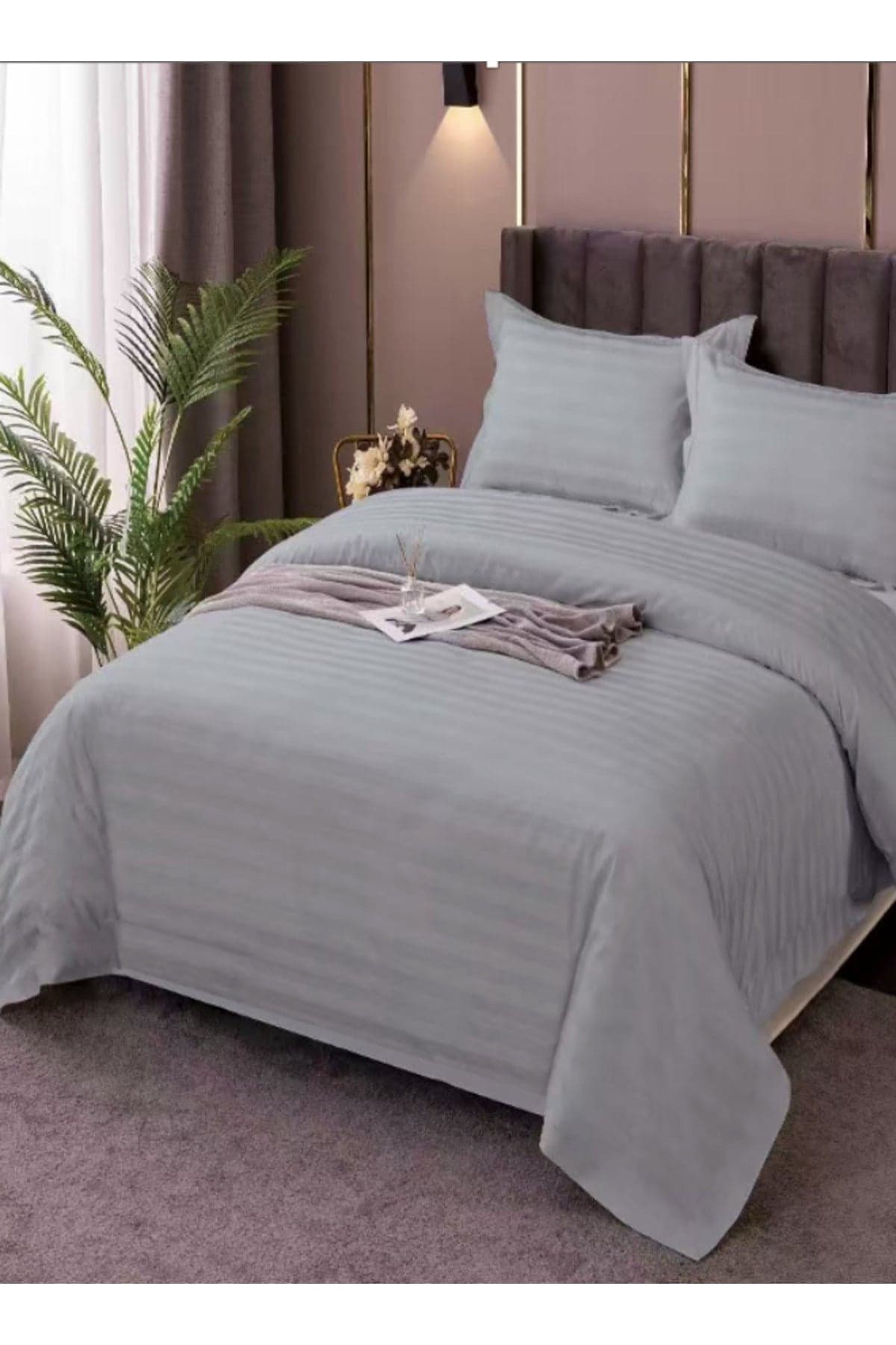 Premium King Size 6 Pieces Striped Design without filling, Plain Duvet Cover Set 220x240cm.