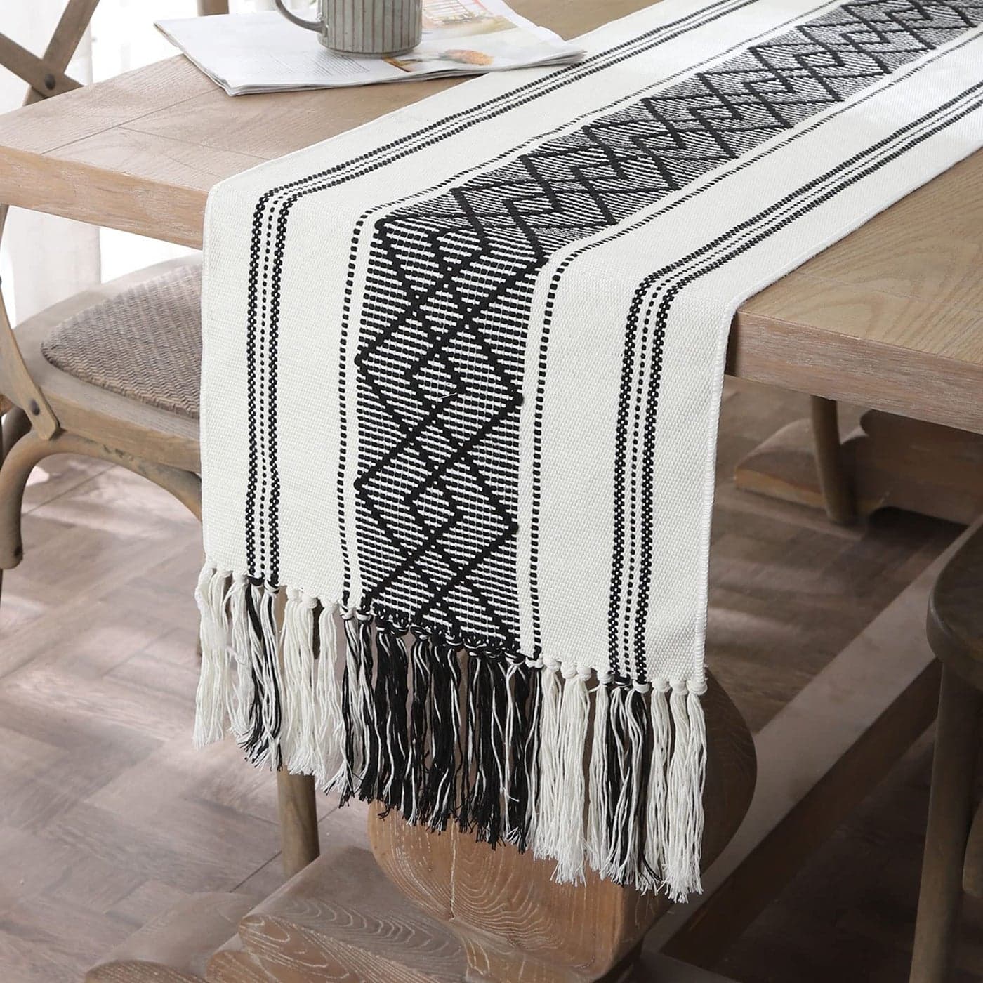 LUFEIJIASHI Woven Table Runners Farmhouse StyleBoho Table Runners 108 inches Long with Tassels Elegant Washable Table Runners for Dining Room WeddingHolidayParty Table Decor 145x108inch Black