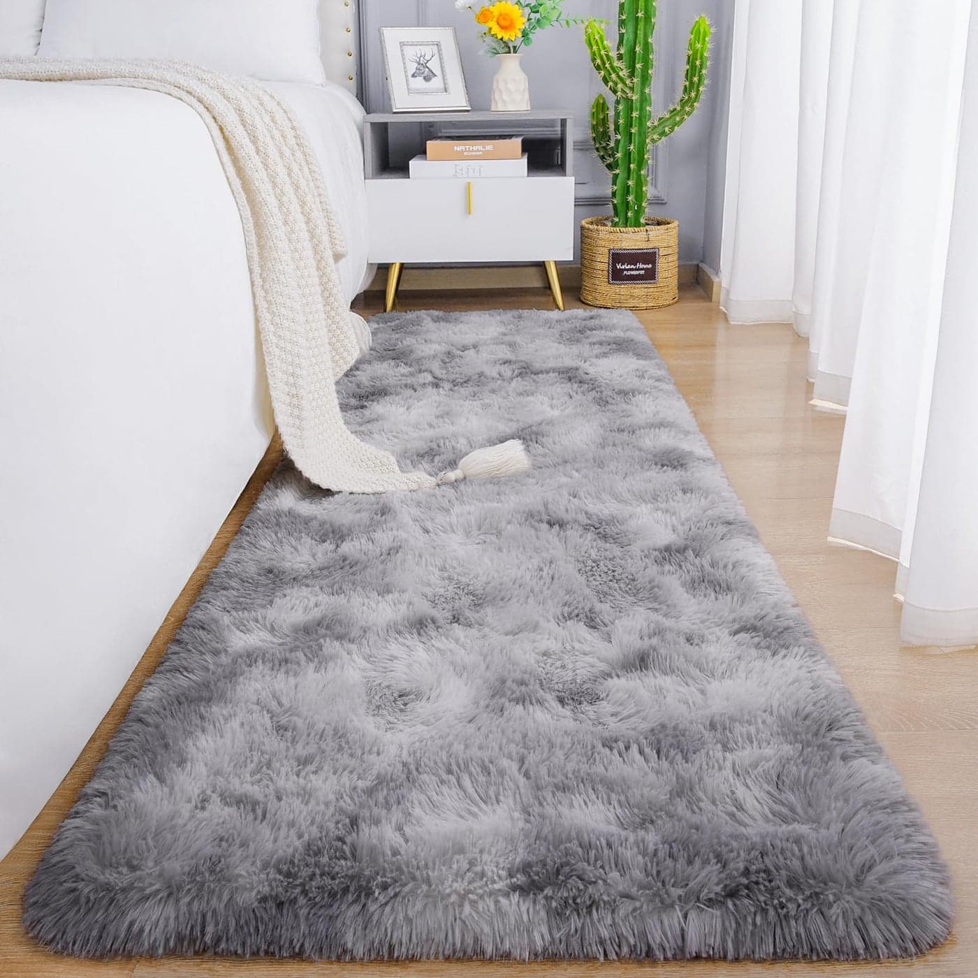 Chicrug Cute Fluffy Area Rug for Girls Bedroom 2x6 Feet Fluffy Kids Rug for Room Decor Shag Soft Dorm Playroom Rug Bedside Rugs for Baby Nursery Room Grey