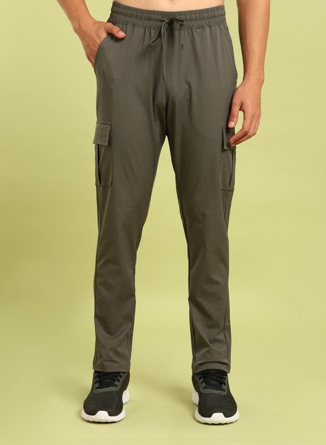 Solid 2-Way Stretch Cargo Pants