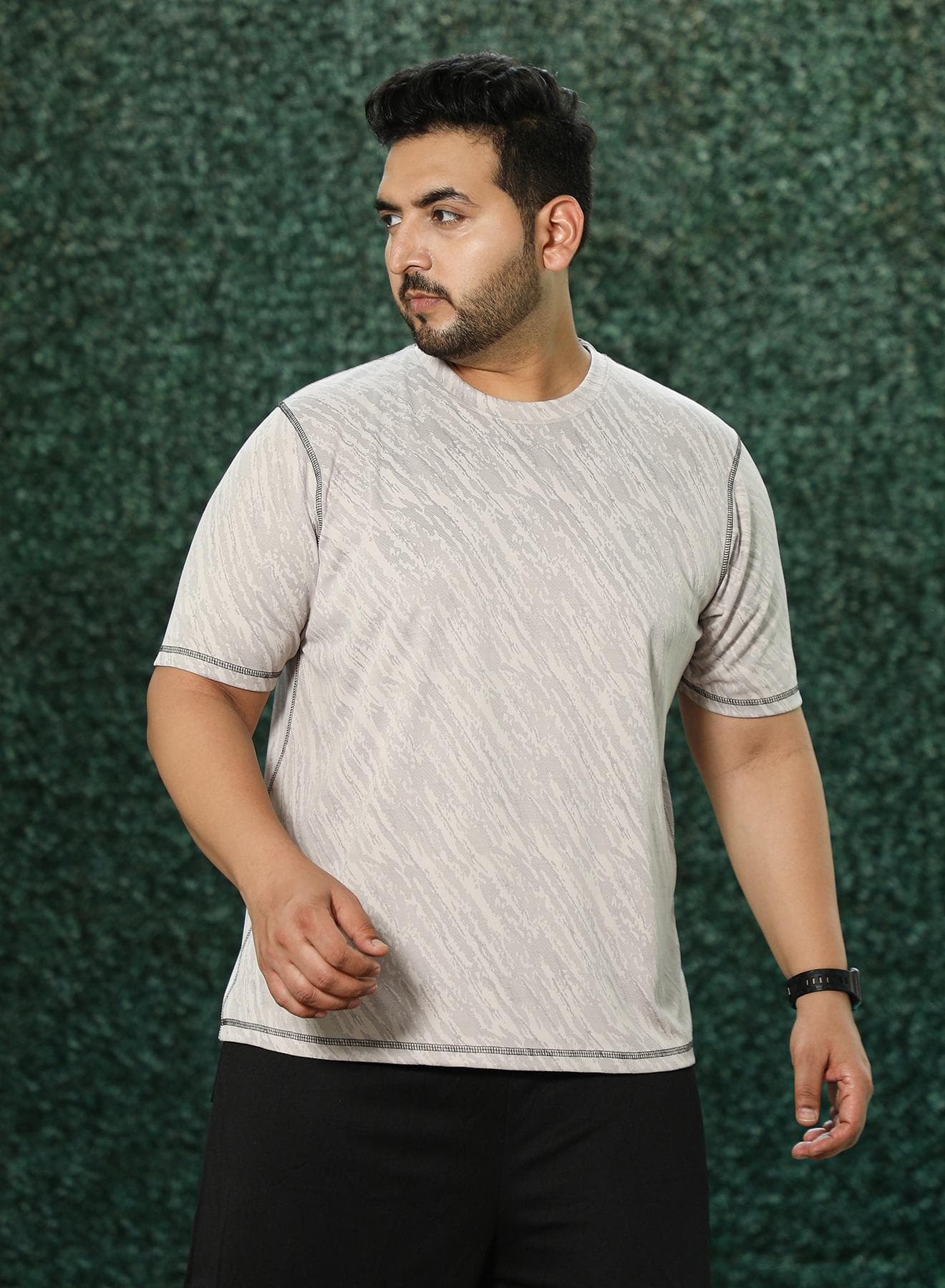 Men's Cloud Grey Plash-Imprint Activewear T-Shirt