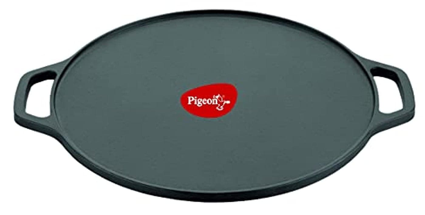 Pigeon Long Lasting Cast Iron Flat Tawa, Naturally Non-Stick, Even Heat Distribution and Retains Heat for Long That Compatible with All Heating Source - Black - 300 Mm