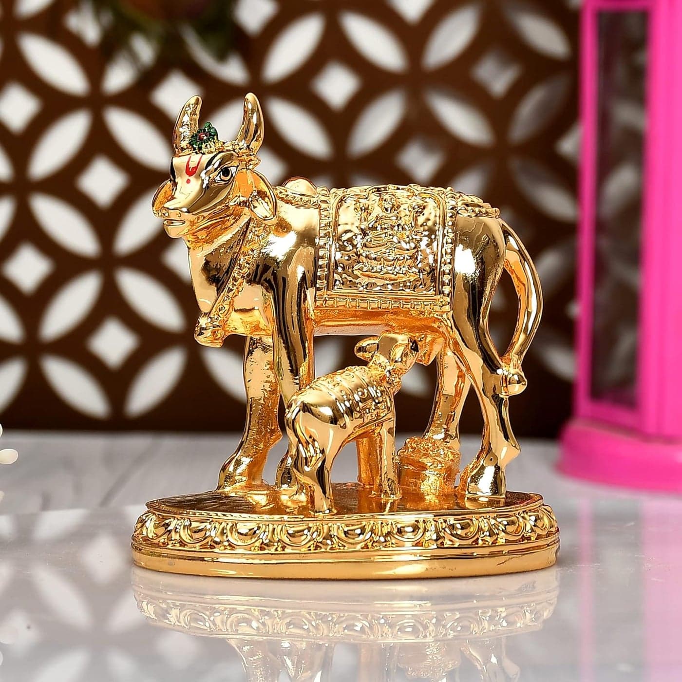 SAUDEEP INDIA Metal Kamdhenu Cow and Calf Statue Brass Gau MATA Bachda Idol for Good Luck Wedding Gift Anniversary Housewarming Home Decor Item Vastu Religious Gold