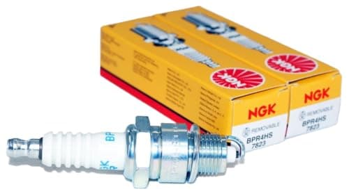 NGK Spark Plug Set NGK 7081086 BPR4HS 7823 Set 2 Piece