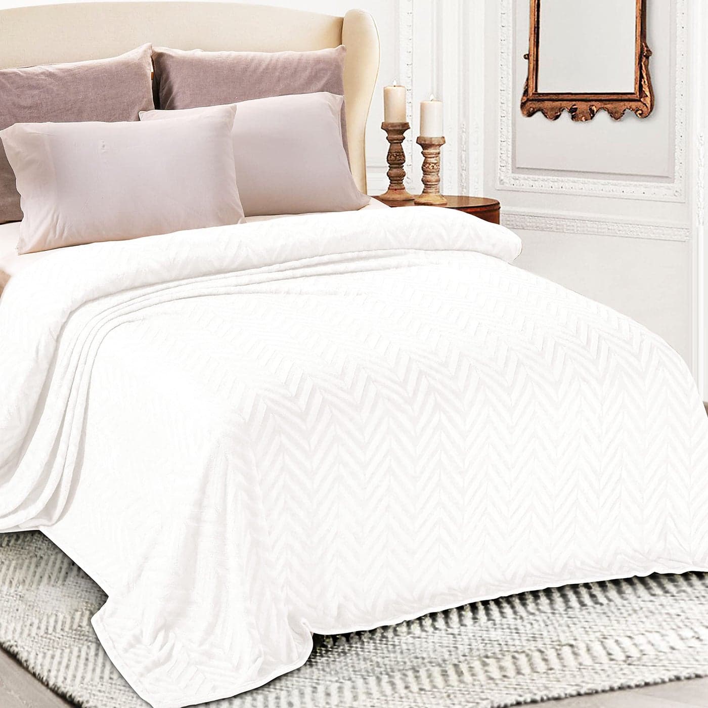 Whale Flotilla Flannel Fleece King Size Bed Blanket Lightweight Breathable Soft Bedspread Plush Fluffy Coverlet Chevron Design Decorative Blanket for All Season 90x104 Inch White