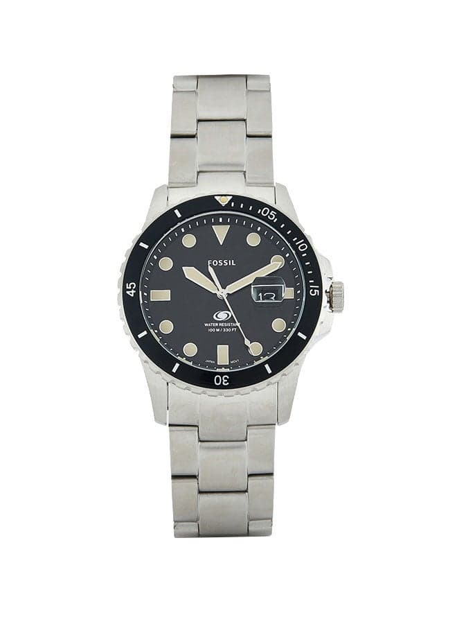 Men Three Hand Date Stainless Steel Wrist Watch