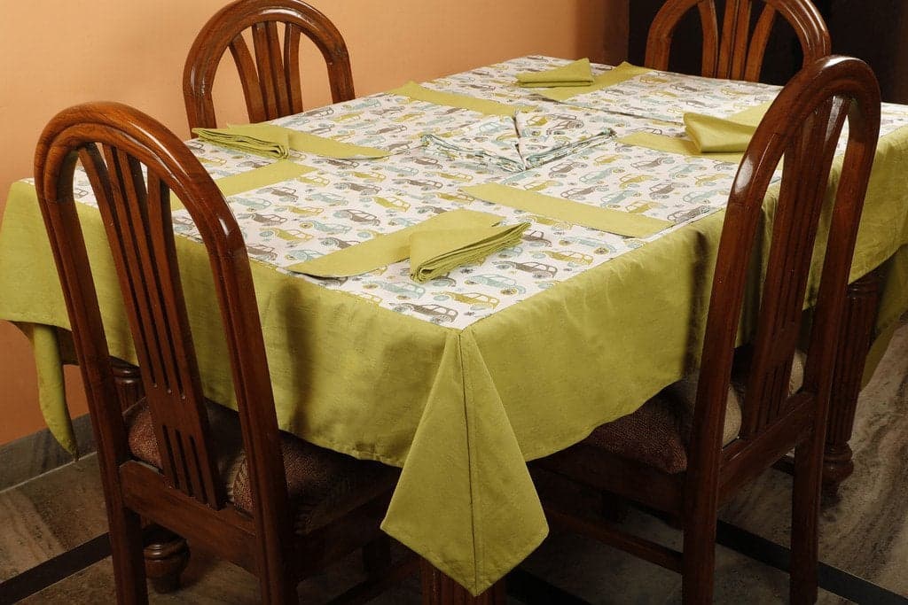 Dekor World Polyester Blend Car Printed Table Cover with Place Mat & Napkin - Peach, 19 Piece