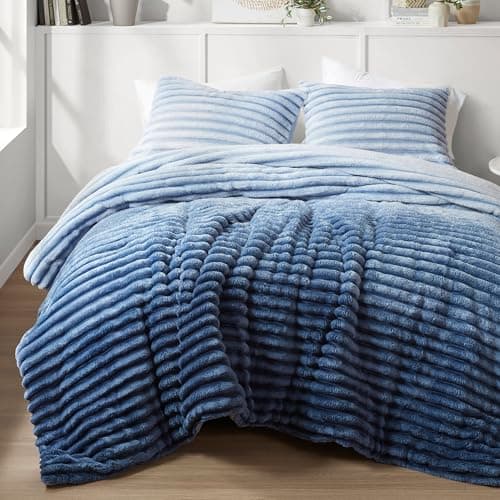 Intelligent Design King Comforter Set, Plush Bedding, Microfiber Reverse, 3 Piece, Lightweight, Super Soft Ribbed Velvet Comforter 2 Shams, All Season Fluffy Bed Set, Avril, King/Cal King Blue Ombre