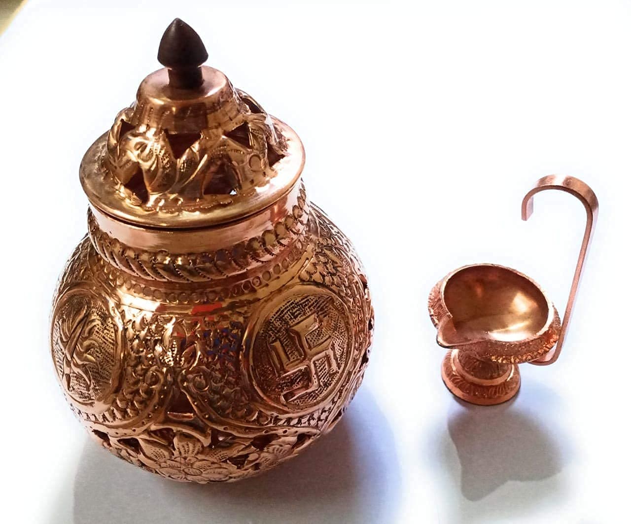 ROSEFINCH Hindu Goddess Garbo Diya Pot Mataji Navratri Pooja Puja Aarti Worship Shakti Maa Ambe Worship Garba Copper Nakshi Design Garba Multi Pack of 1