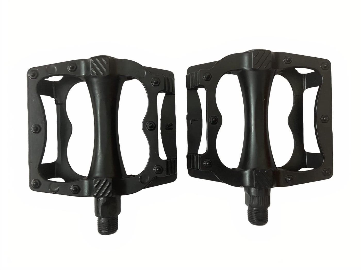 Linist Bicycle Pedal Aluminum Bearing Bike Pedals with 16 Anti-Skid Pins Lightweight Platform Pedals - Universal Cycle Pedal for Mountain BMX MTB Road Bike-Black