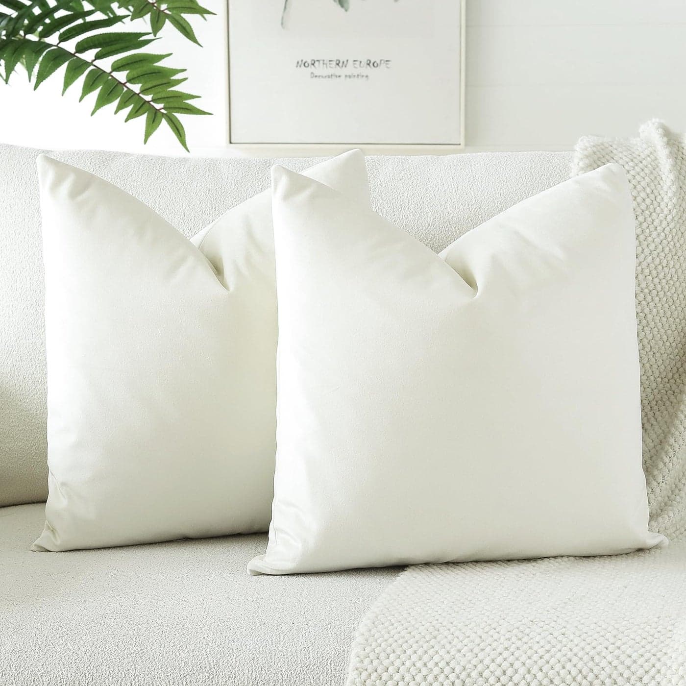 OTOSTAR Pack of 2 Velvet Soft Decorative Throw Pillow Covers 18 x 18 Inch Solid Square Cushion Case Couch Home Decor Pillow Covers for Sofa Bedroom Living Room Cream White
