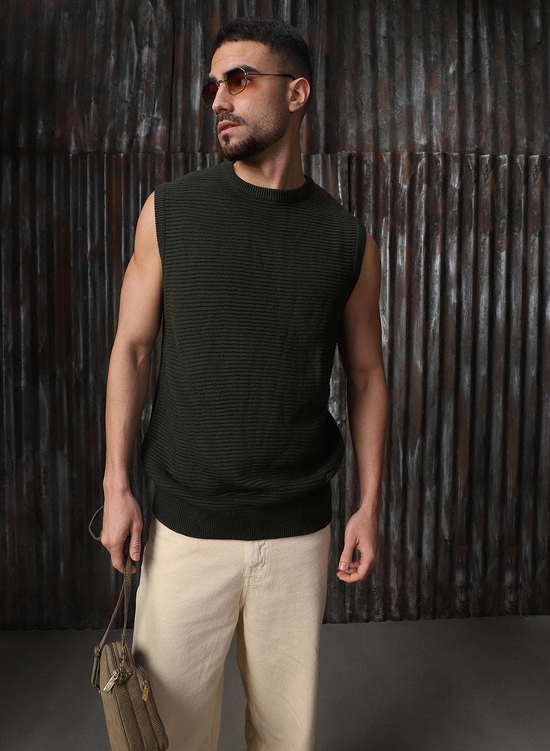 Men's Olive 100% Acrylic Solid Relaxed Fit Sweater