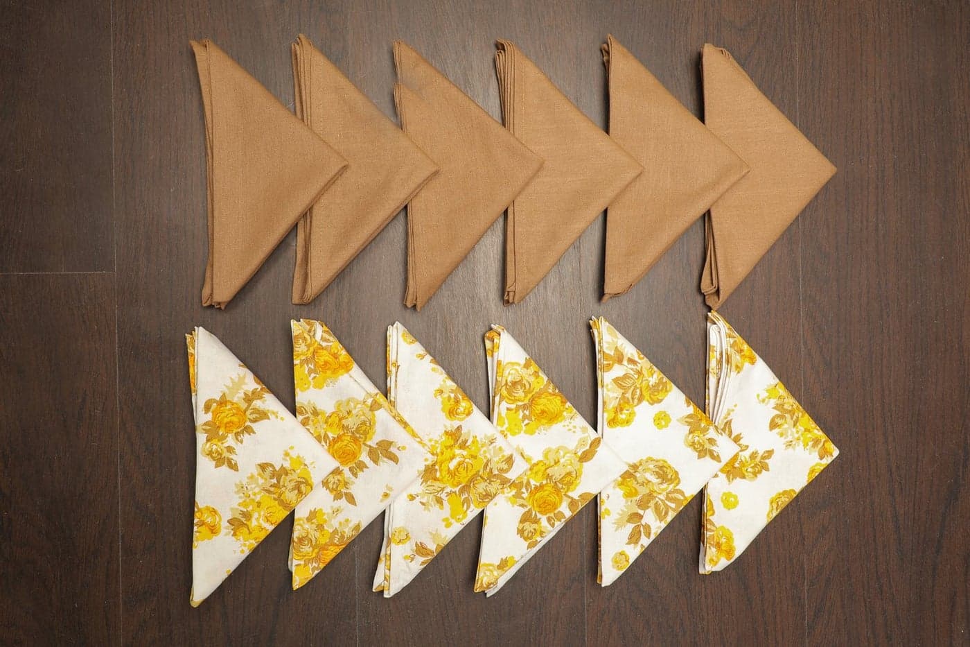 Dekor World Floral Plain Printed Yellow Napkin Set (Pack of 12)