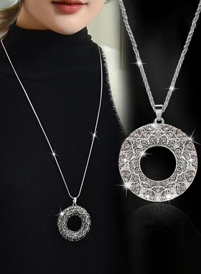 Rhinestone Hollow Circular Pendant Necklace