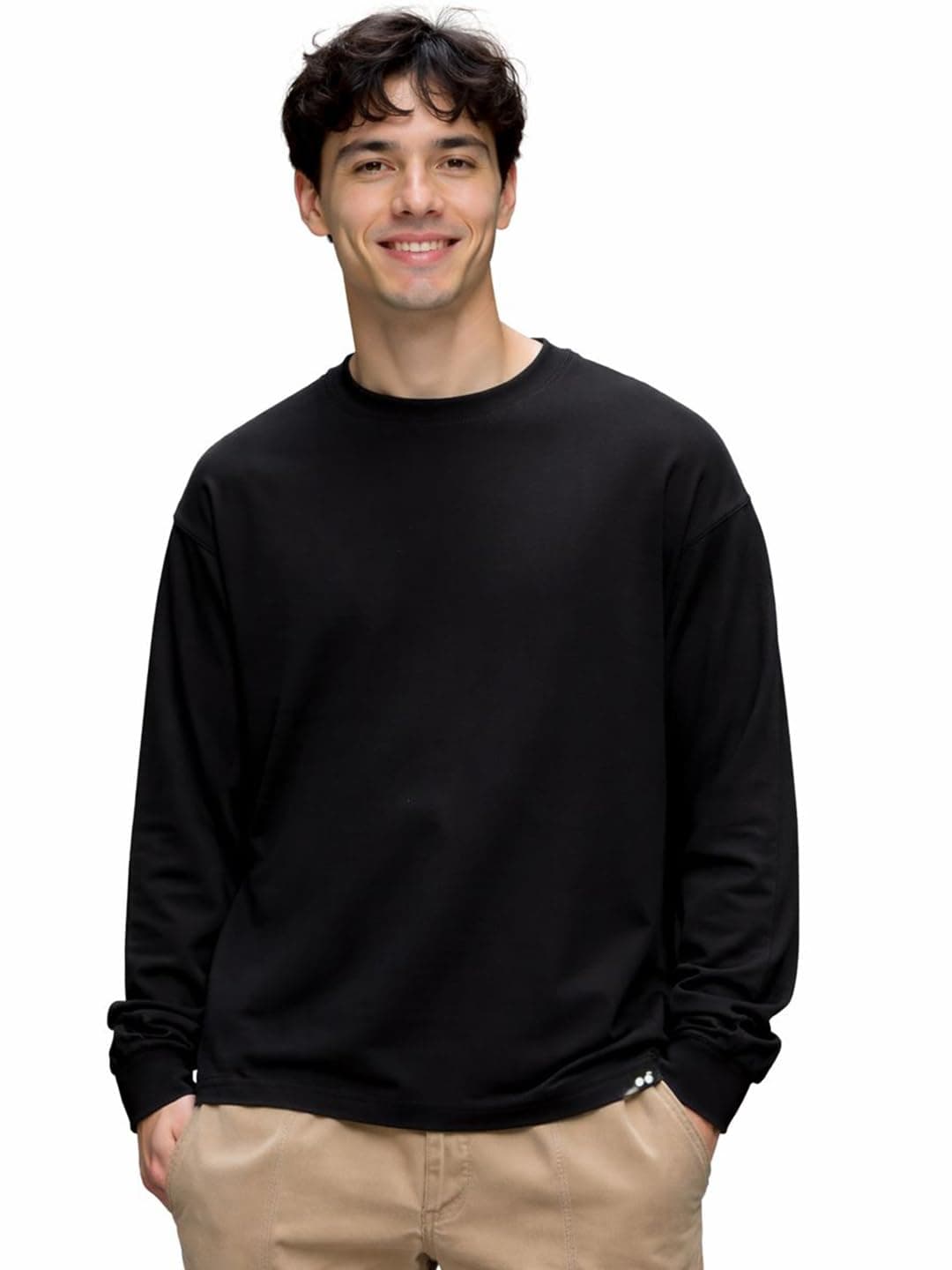 Bewakoof Men's Solid Black Round Neck Full Sleeve Oversized T-Shirt