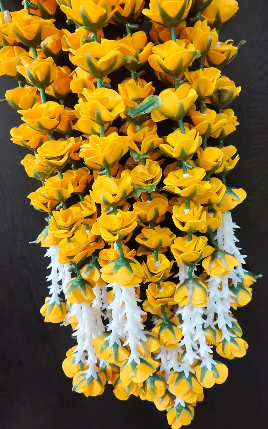 3A FEATURETAIL 5ft Artificial Velvet Roses Garland String, Duplicate Roses Chain for Decoration (5Ft Length 4pc Set, Velvet Yellow Roses Ladi)