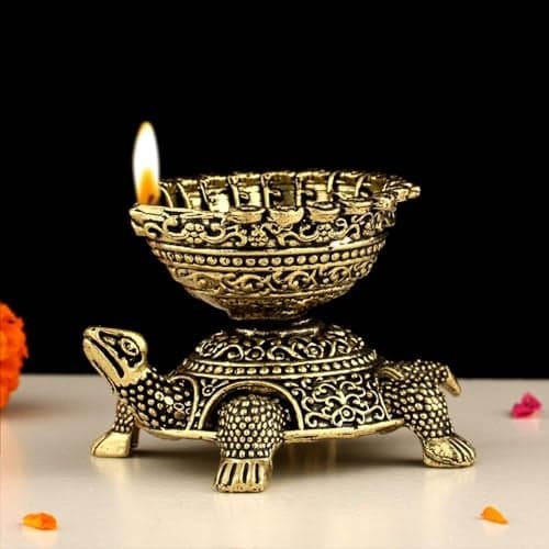 INDICAST Religious Brass Diya for Puja | 2" Tortoise Design Arti Deepak Deepam Oil Lamp for Worship and Festivities | Perfect for Pooja Rituals (Weight - 110gm)