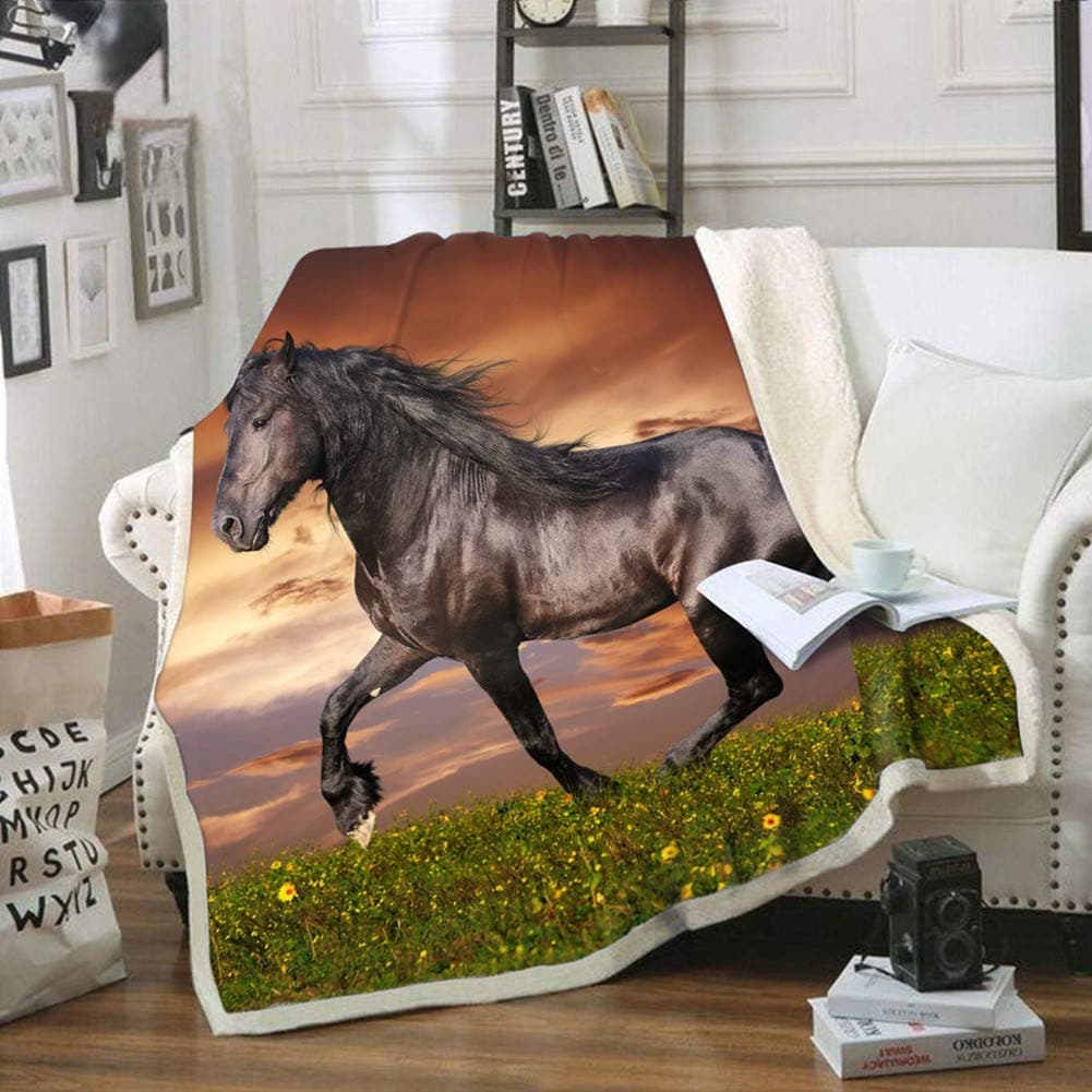 Horse Blanket Gifts for Women 5060 inches Throw Blanket Horse Decor Comfortable Warm Soft Cozy Fleece Blanket for Couch Sofa Chair Lightweight