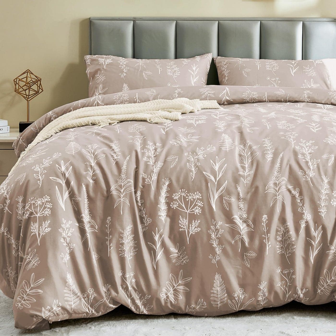 MUXHOMO Duvet Cover Queen Size Reversible Floral Taupe Duvet Cover Set with Zipper Closure 3 Pieces Botanical Patterns Soft Microfiber Bedding Set with 4 Ties 90x90 2 Pillow Cases