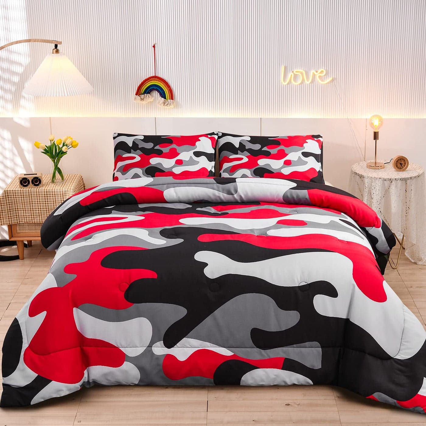 Meeting Story Camouflage Bedding Set Colorful Pattern Style Comforter Set 3 PCS One Comforter and Two Pillowcases in One Bag All Season Bedspread for Kids Teens Adults Black Queen
