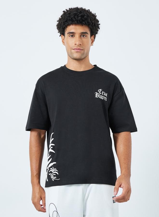 Men Leaf Graphic Print Oversized T-Shirt